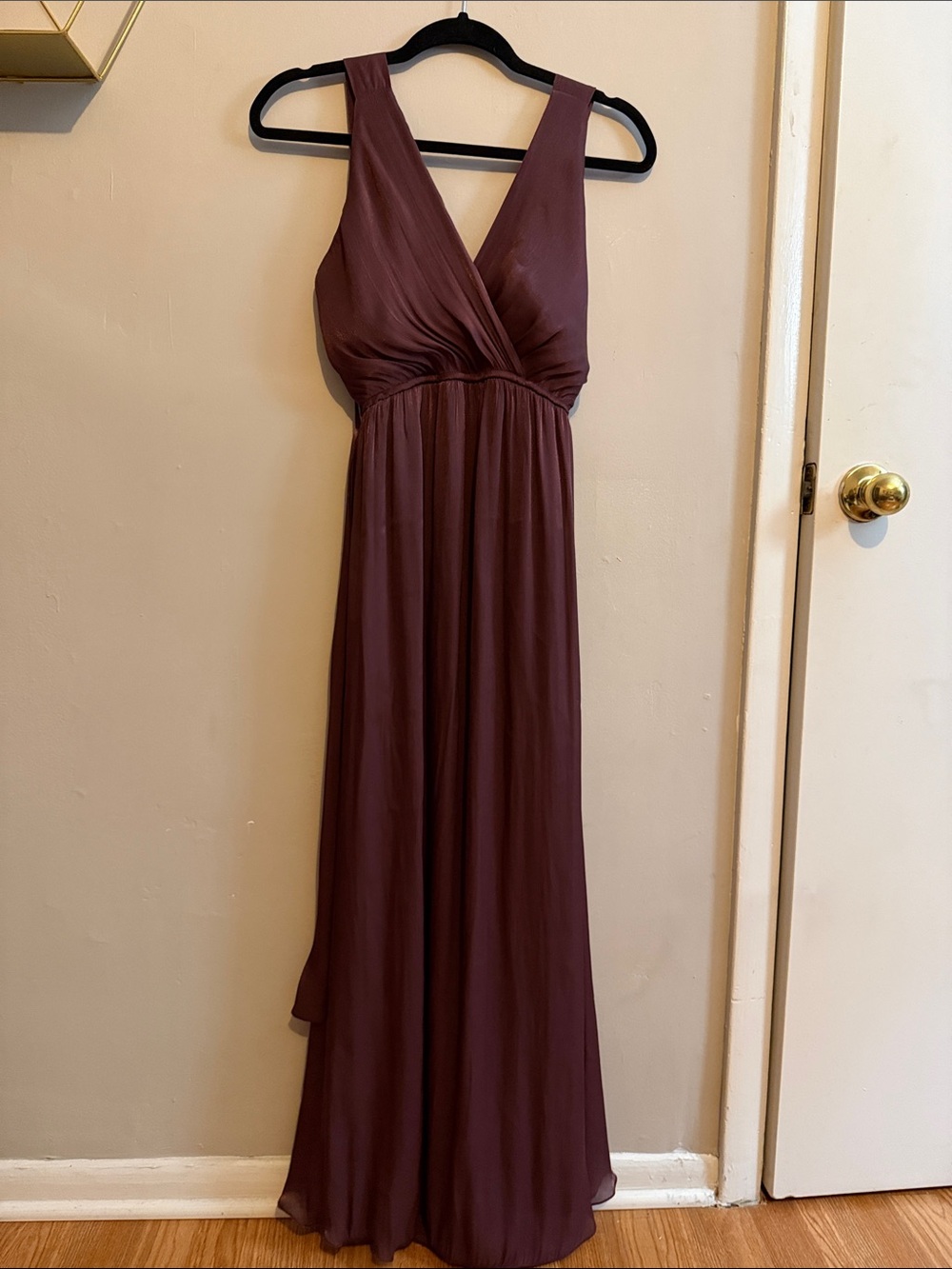 Sleeveless V-Neck Maxi Dress in Deep Plum